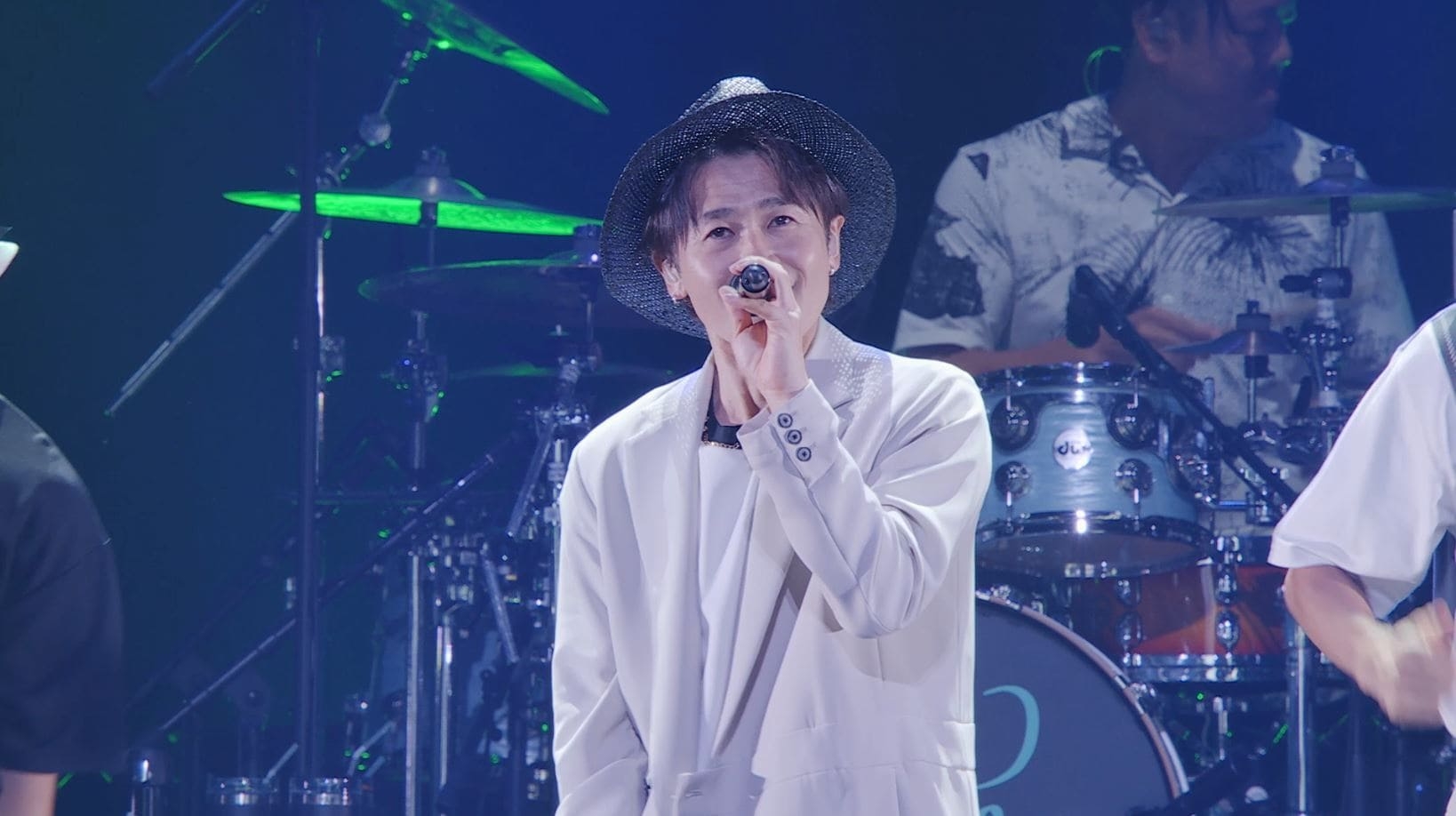 10th Album「ファンタジスタ」初回限定FC盤特典映像より「With」先行公開！！