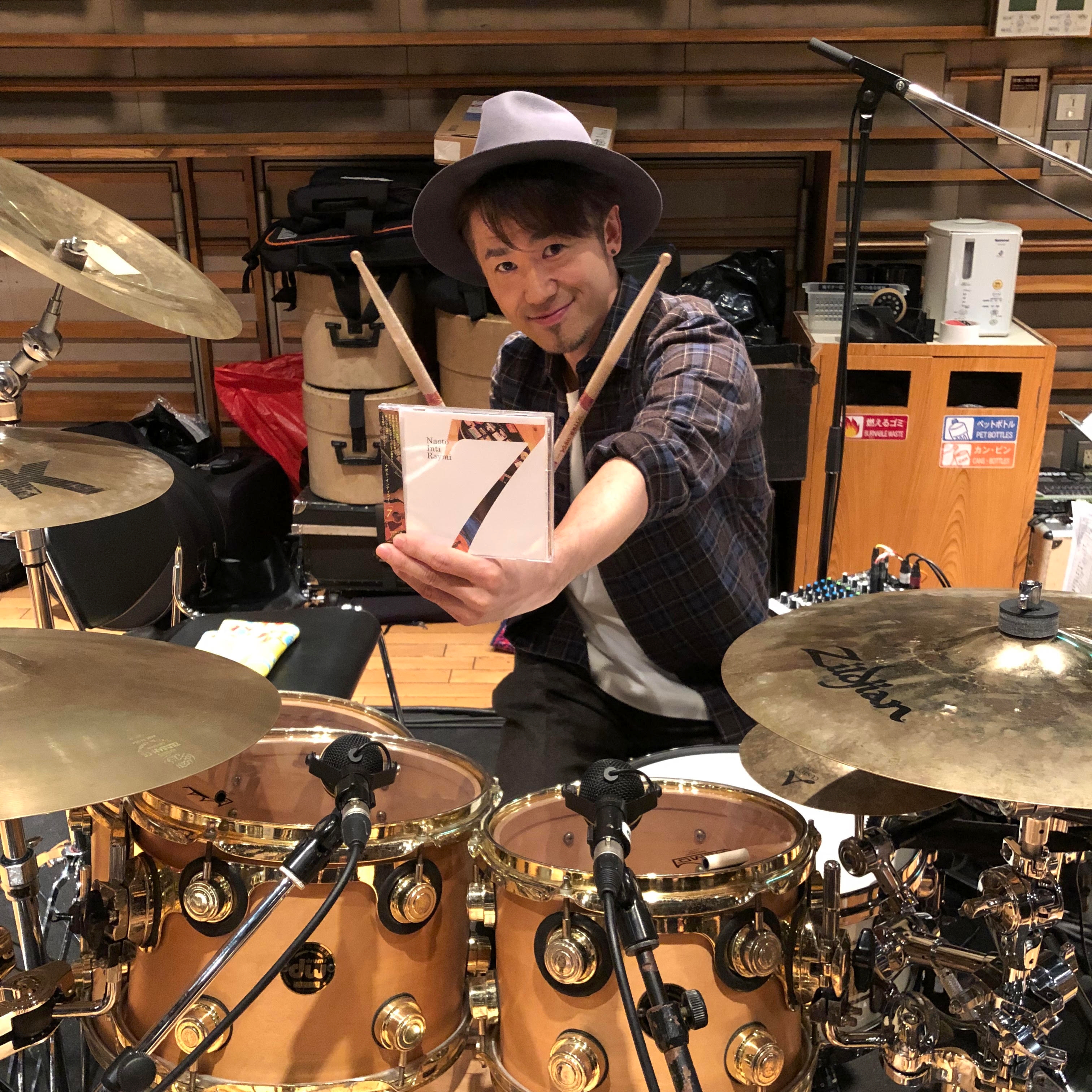 本日12/12(水)、約2年振りとなる7thアルバム「７」が発売！